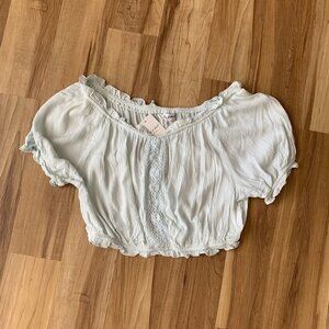 Kiwi Punch Mint Green Short Sleeve Crop Blouse Ruffle Crochet Size Large NWT